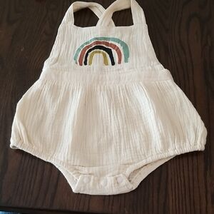 PatPat Cream Baby Romper with Rainbow Design. Size 12-18 Mth